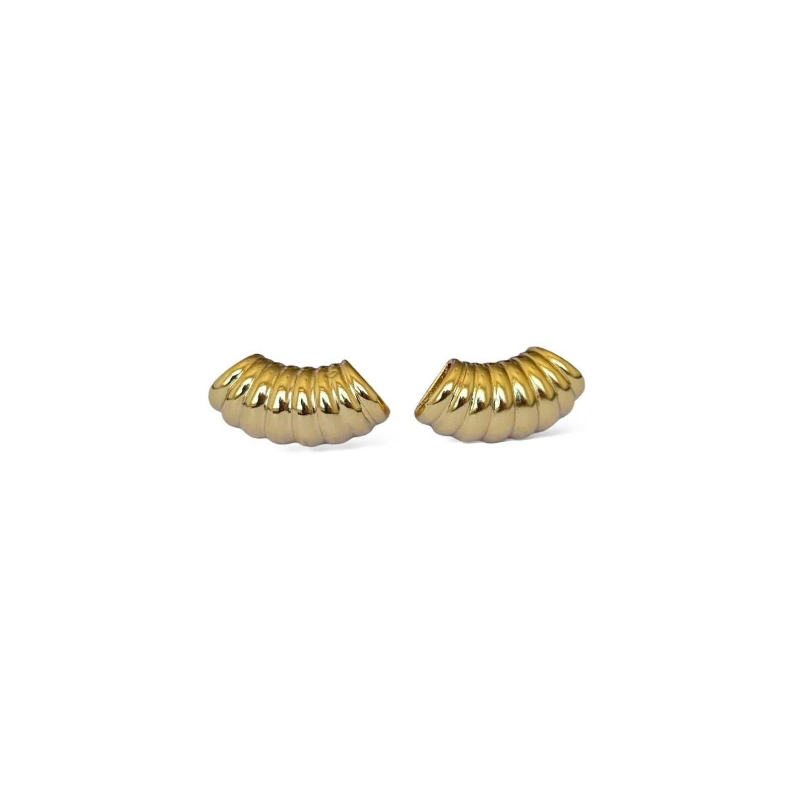 Brinco wave textura em banho de ouro 18k - JOYÁ